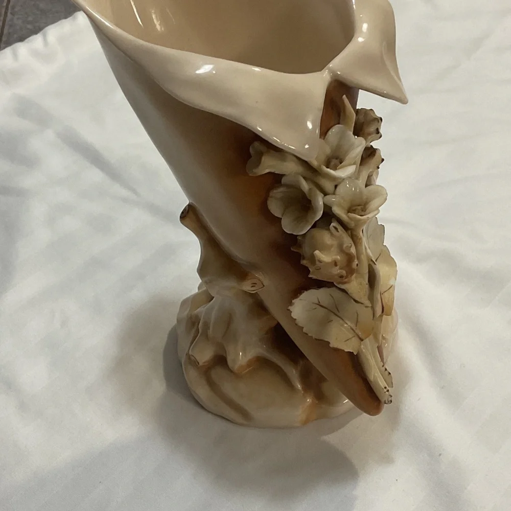 Elegant Cream Ceramic Vase with Floral Design